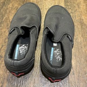Vans all black no slip comfort shoes